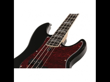 m_millerp7bk_1142046346